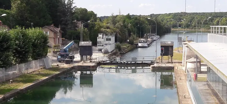 La rénovation de l’écluse secondaire de Vives-Eaux